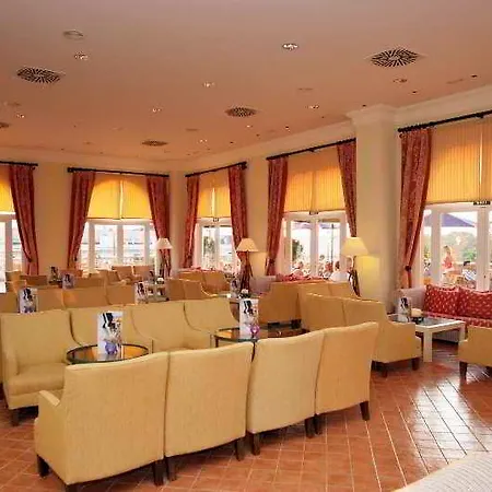 Grupotel Macarella Suites & Spa 