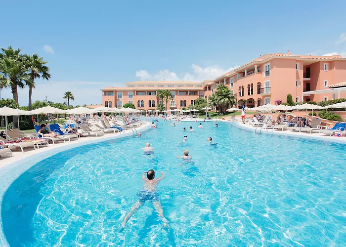Grupotel Macarella Suites & Spa
