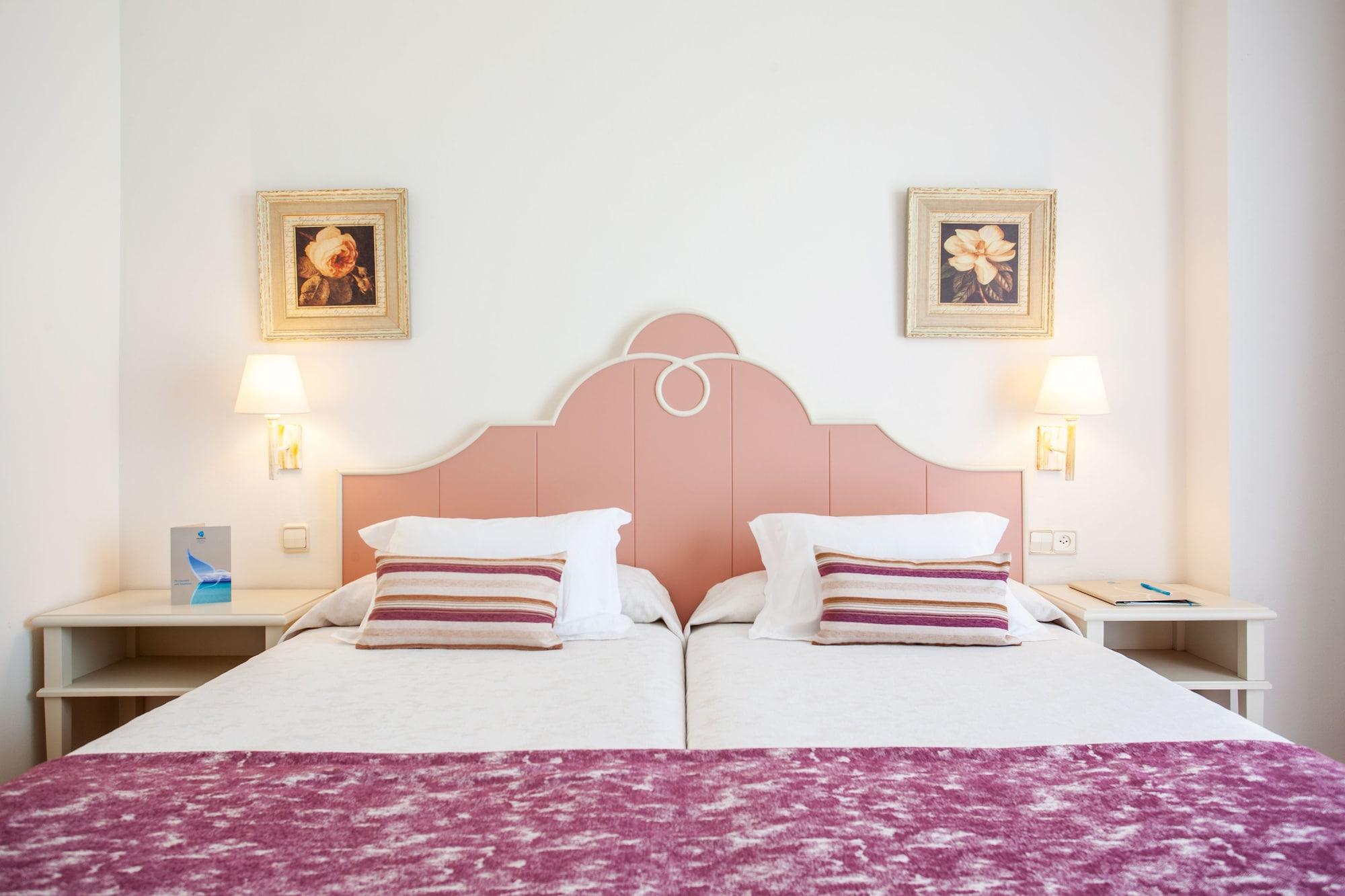Grupotel Macarella & Aparthotel Son Xoriguer