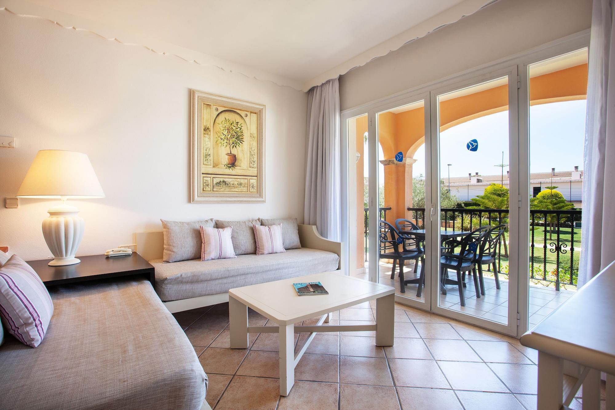 Grupotel Macarella & Apartahotel 4*
