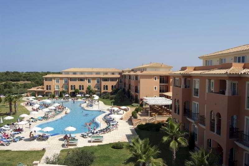 Grupotel Macarella & Apartahotel Son Xoriguer