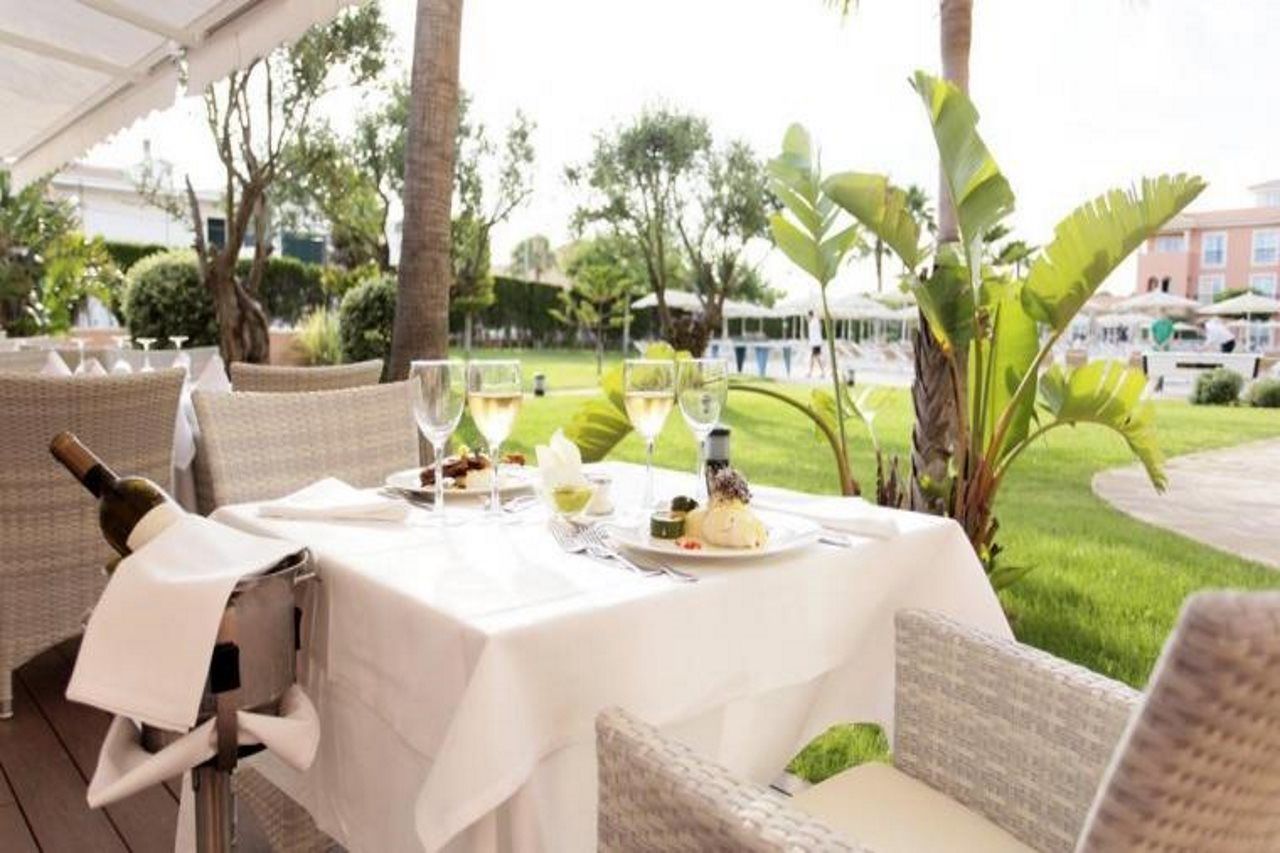 Grupotel Macarella & 4*