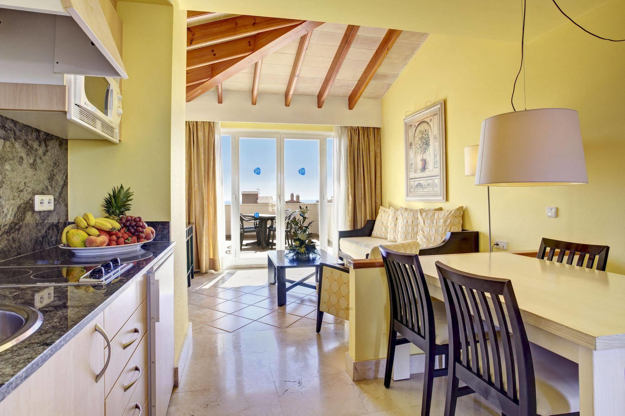 Grupotel Macarella & 4* Son Xoriguer