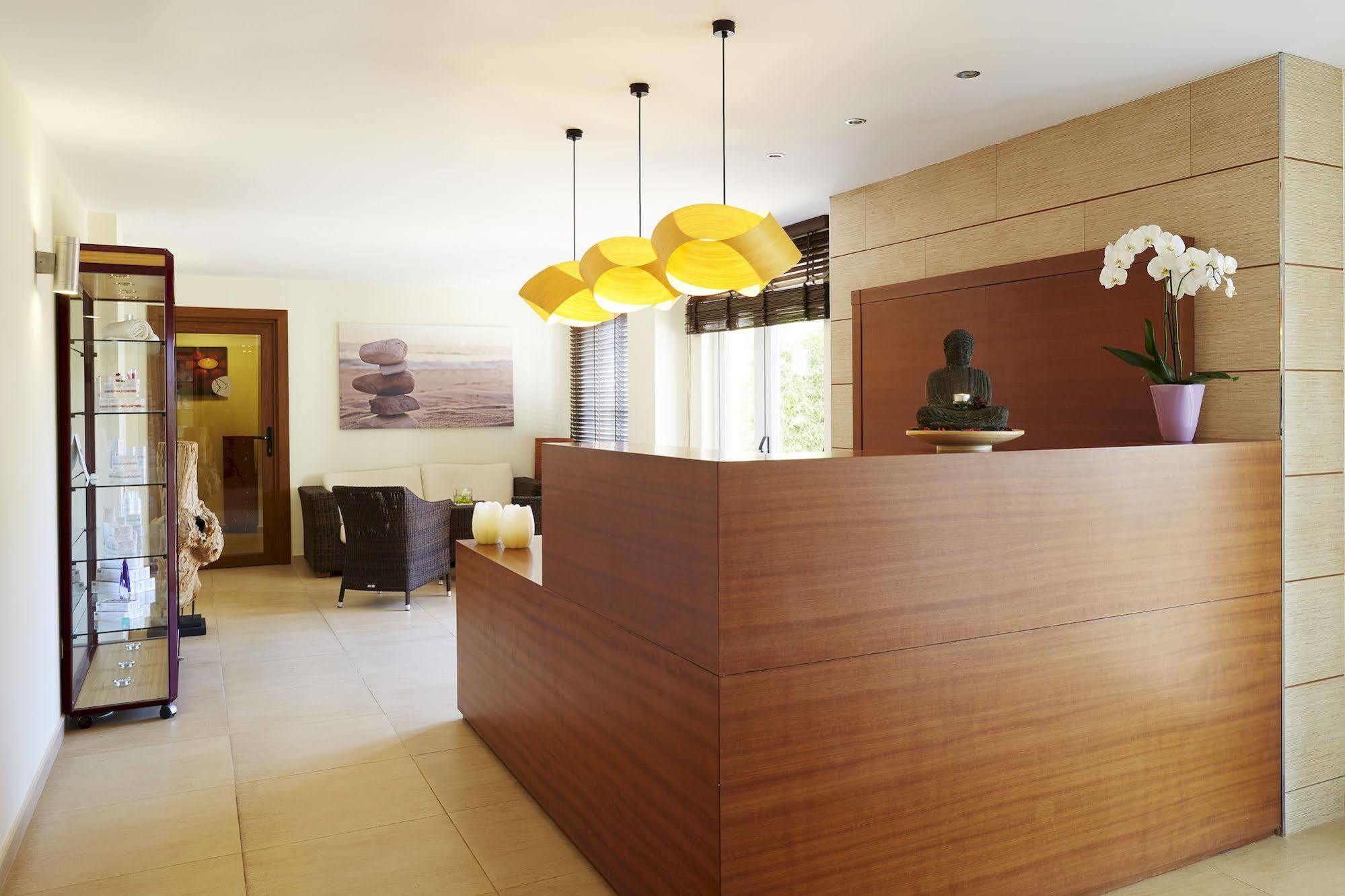 Grupotel Macarella & Apartahotel 4*